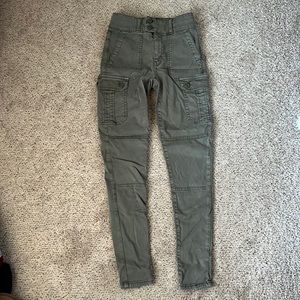 American eagle super high rise jegging cargo pants